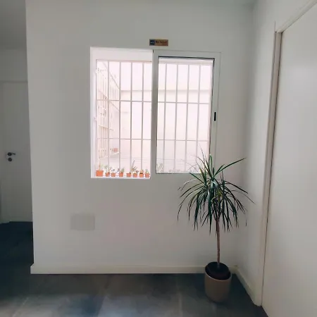 Tresbe 2 Apartment *